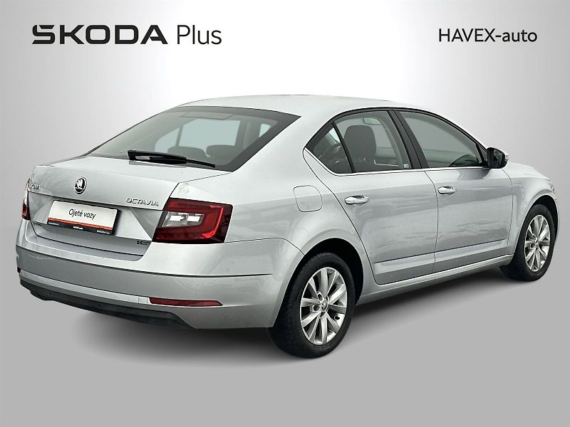 Škoda Octavia (2018) 1.6 TDI Style - fotka 2 z 26