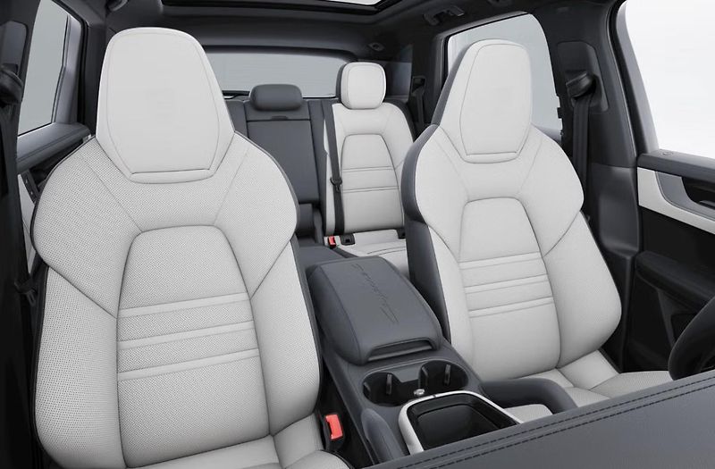 Porsche Cayenne (2026) S E-Hybrid Black Edition - fotka 9 z 9