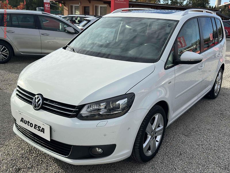 Volkswagen Touran (2014) 2.0 TDi, CUP, bixen, panor - fotka 3 z 25