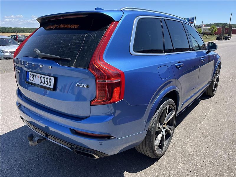 Volvo XC90 2,0 D5 R-DESIGN AWD SERVIS DPH - fotka 6 z 54