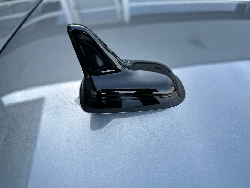 Škoda Kamiq 1,0 TSI / 85 kW Top Selection - fotka 14 z 23