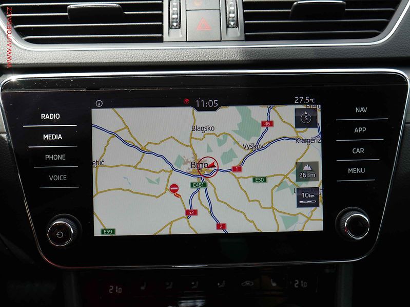 Škoda Superb (2020) 2.0TDi, Style, DSG, LED - fotka 18 z 23