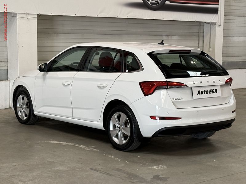 Škoda Scala (2020) 1.6 TDi, Ambition, DSG - fotka 4 z 20