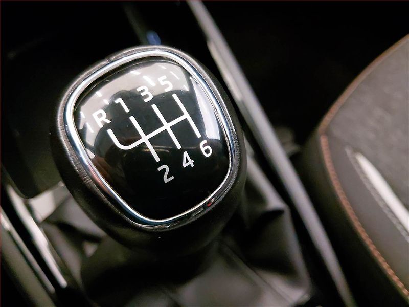 Škoda Kamiq (2020) Style 1.5 TSI - fotka 16 z 20