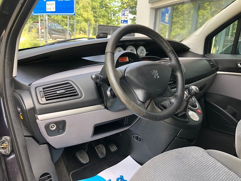 Peugeot 807 (2008) 2.0 HDi - fotka 17 z 24