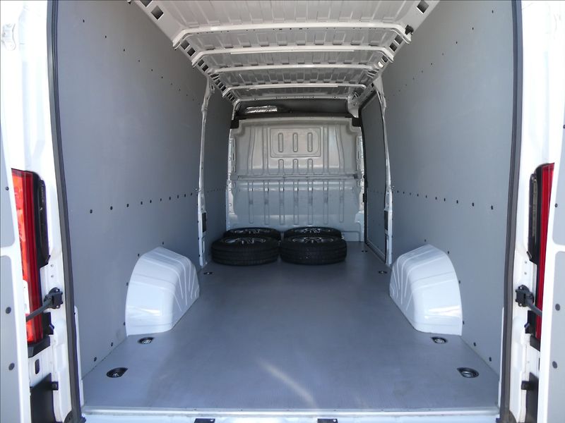 Fiat Ducato 2,2 132kW L2H4 1.maj.,MAXI,DPH - fotka 21 z 50
