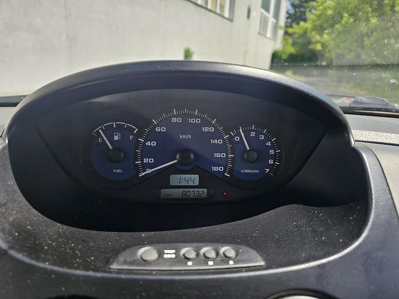 Chevrolet Spark (2006) 1.0i - fotka 10 z 17