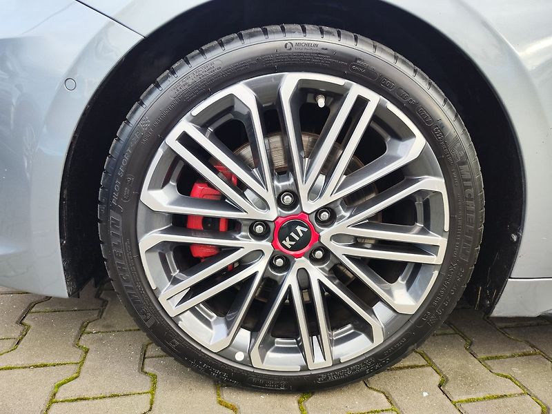 Kia Pro_Ceed 1.6 T-GDI/150kW GT DCT - fotka 37 z 37