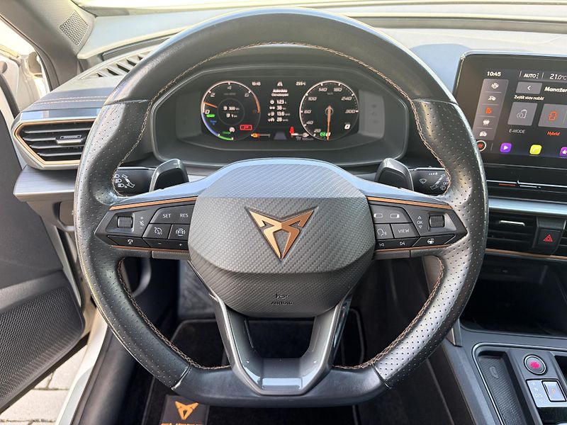 Cupra Formentor 1.4TSI E-HYBRID LED REZERVACE - fotka 17 z 60