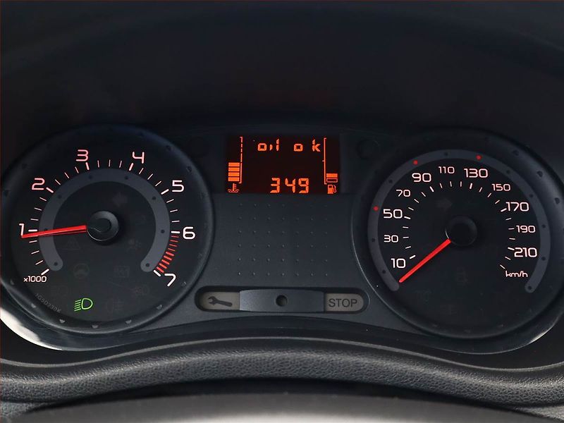 Renault Clio (2008) 1.2 16V , nová STK - fotka 8 z 10
