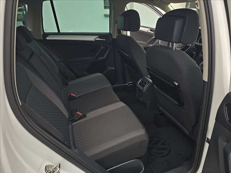 Volkswagen Tiguan 1,4 TSi 110KW COMFORTLINE - fotka 34 z 49