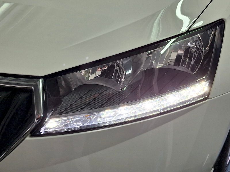 Škoda Fabia (2022) Combi Ambition Plus 1,0TSi 70k - fotka 31 z 32