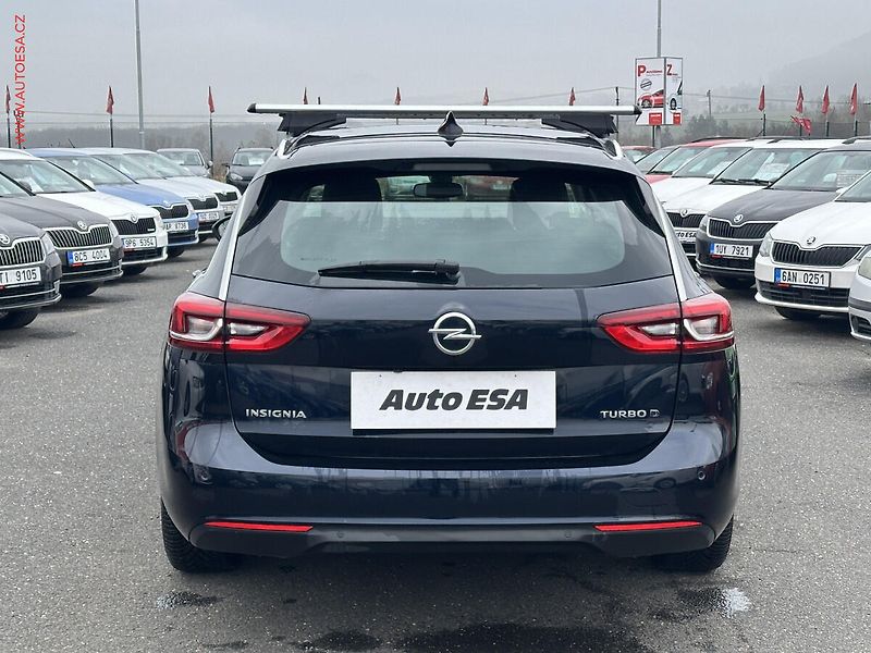 Opel Insignia (2018) 2.0 CDTI, AT - fotka 5 z 22