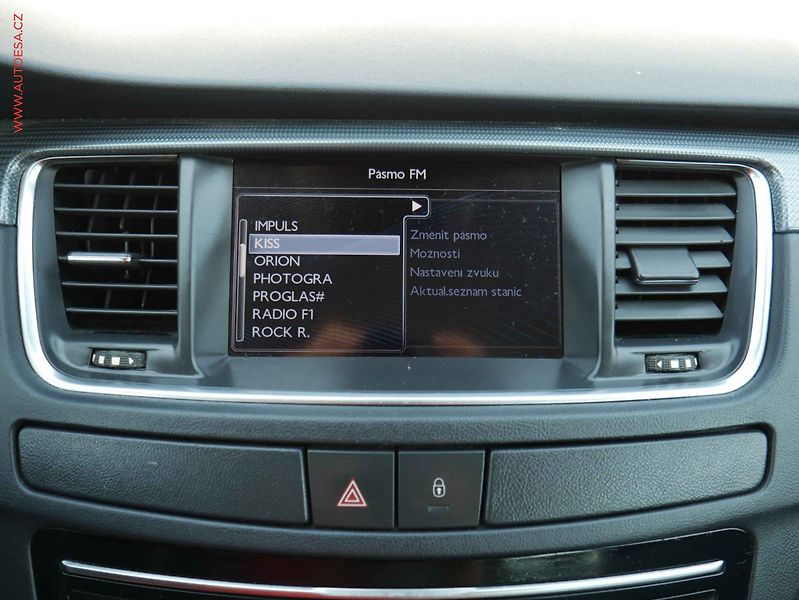 Peugeot 508 (2011) 2.0 HDi, ČR - fotka 16 z 20