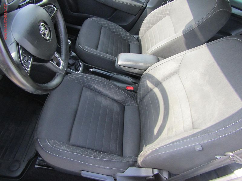 Škoda Rapid (2017) 1.0 TSi, ČR, Style, xenon - fotka 9 z 19