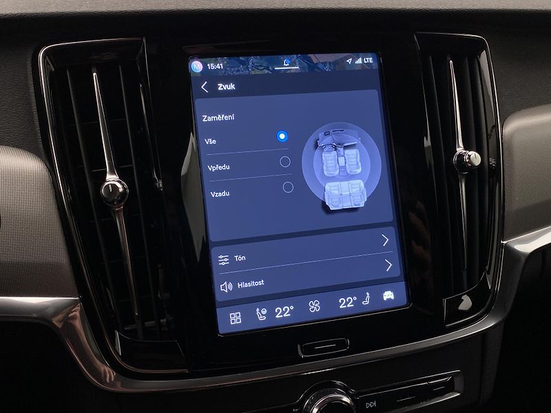 Volvo V90 T6 AWD RECHARGE DARK PLUS - fotka 56 z 60