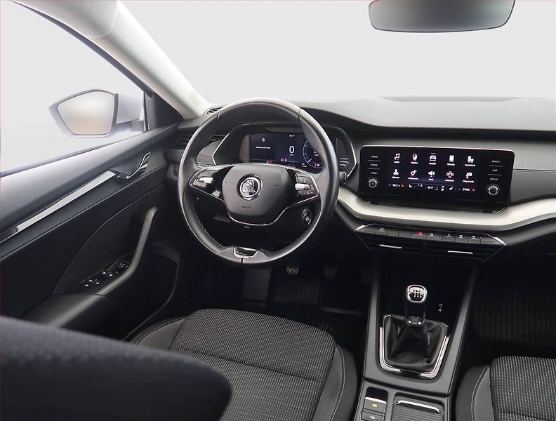 Škoda Octavia (2022) Ambition 2.0 TDI, ČR,1.maj - fotka 7 z 24
