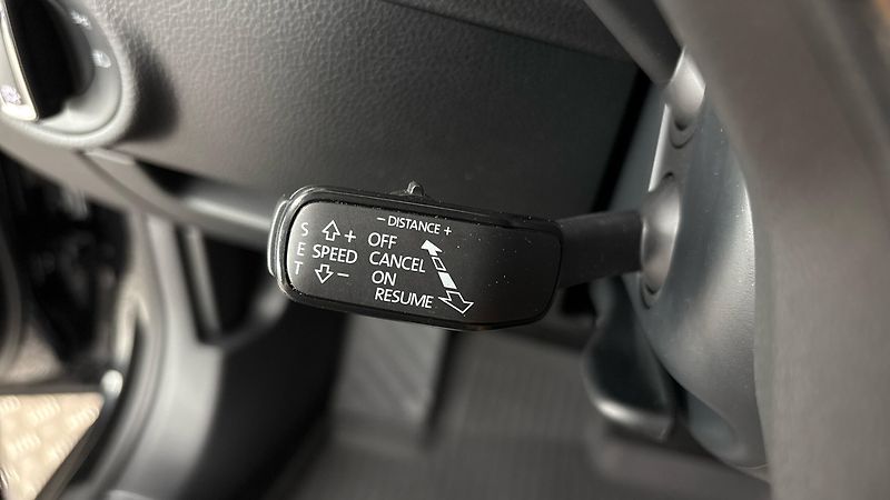Škoda Superb 2.0 TSI DSG 4x4 Scout Combi - fotka 14 z 36