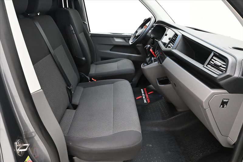 Volkswagen Transporter 2,0 TDI 110kW DSG Navi Záruka - fotka 14 z 29