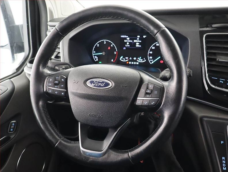 Ford Tourneo Custom (2020) Titanium 2.0 EcoBlue, ČR, DPH - fotka 16 z 20