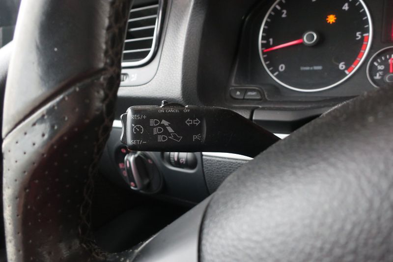 Volkswagen Scirocco (2009) 2,0TDI SPORT Panorama Bi-Xenon - fotka 21 z 44