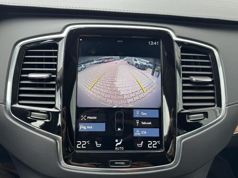 Volvo XC90 B5 (nafta) AWD // TZ // 1. maj - fotka 49 z 49