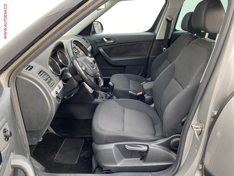 Škoda Yeti (2011) 1.4 TSi, Ambiente - fotka 9 z 17