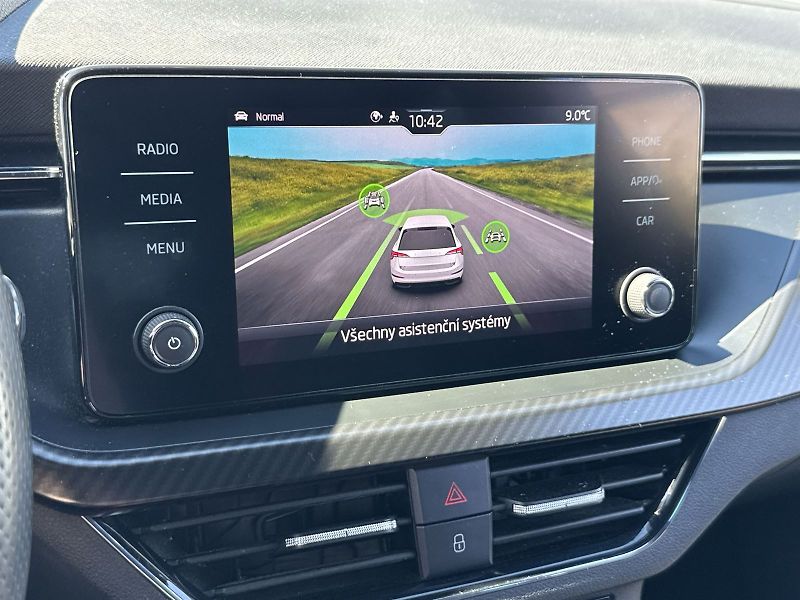 Škoda Scala (2022) 1.0 TSI Monte Carlo - fotka 21 z 30