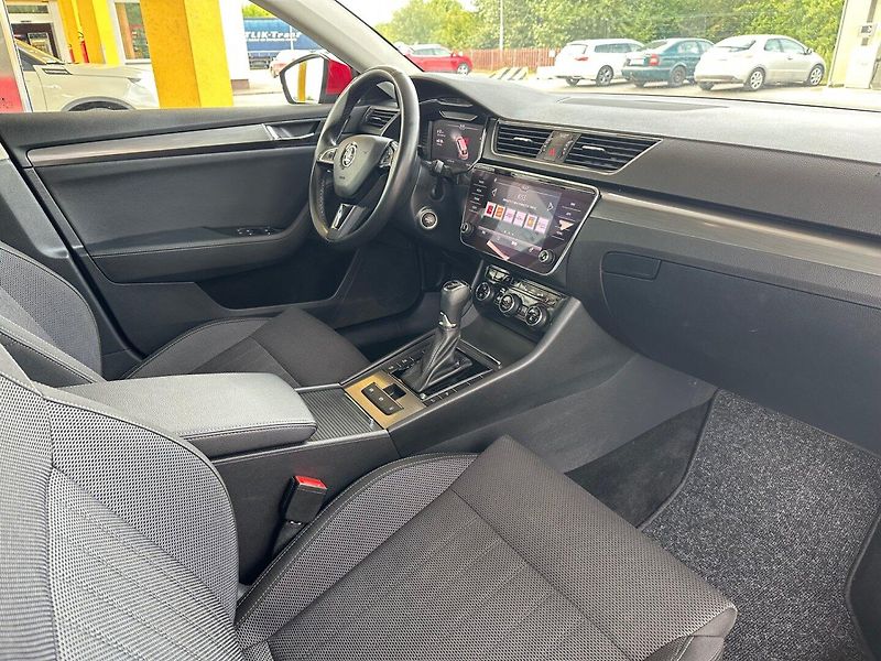 Škoda Superb (2020) 1.5TSi VIRTUAL,KAMERA,SERVIS - fotka 8 z 24