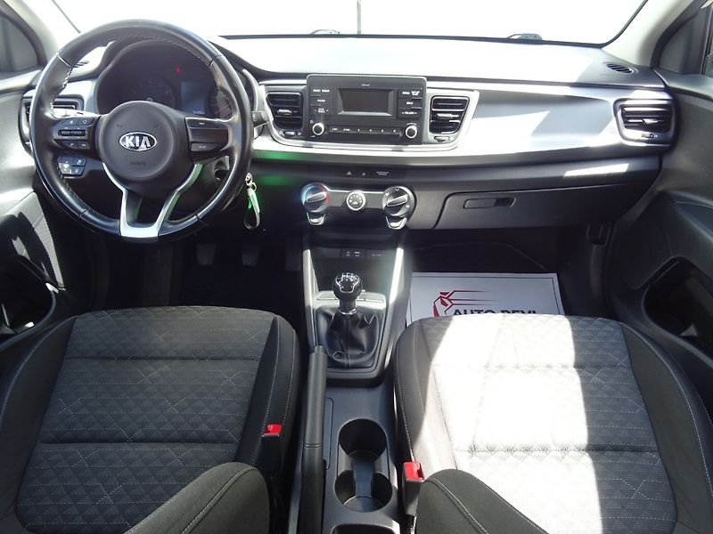 Kia Rio (2019) 1.2i,61kW,1majČR,S.kni,klima - fotka 15 z 21