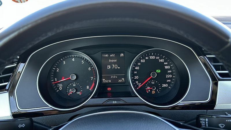 Volkswagen Passat (2017) 1,4 TSI DSG Comfortline - fotka 11 z 25