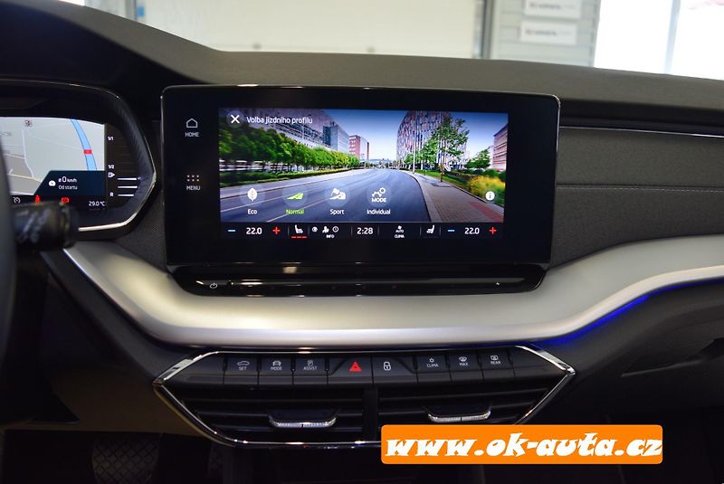 Škoda Octavia 2.0 TDI STYLE PLUS MATRIX DSG  - fotka 57 z 77