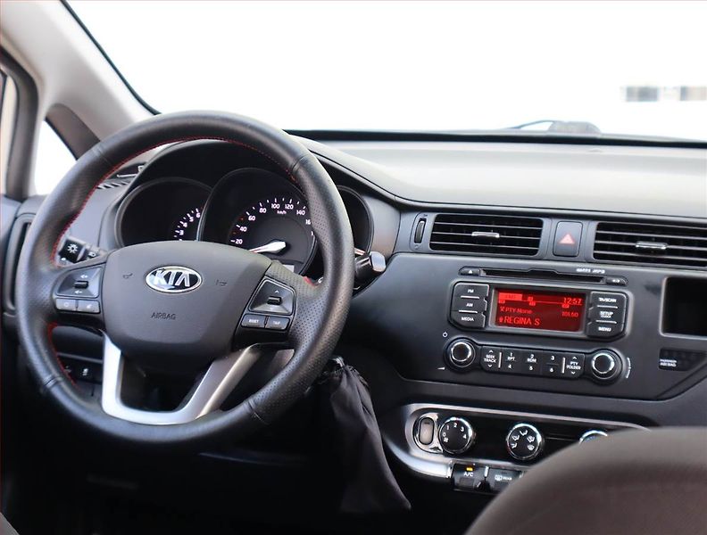 Kia Rio (2012) 1.25 CVVT, Serv.kniha - fotka 7 z 14