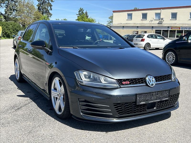Volkswagen Golf 2,0 GTD Xen,Nav,Kůže,ACC,Kamer - fotka 37 z 38