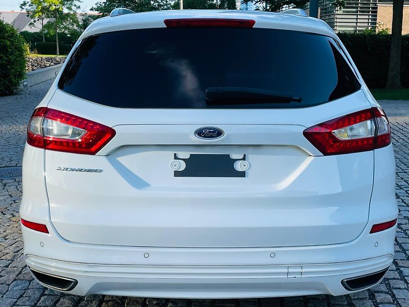 Ford Mondeo 2.0TDCi MAN VÝHŘEV SENZORY LED - fotka 14 z 46
