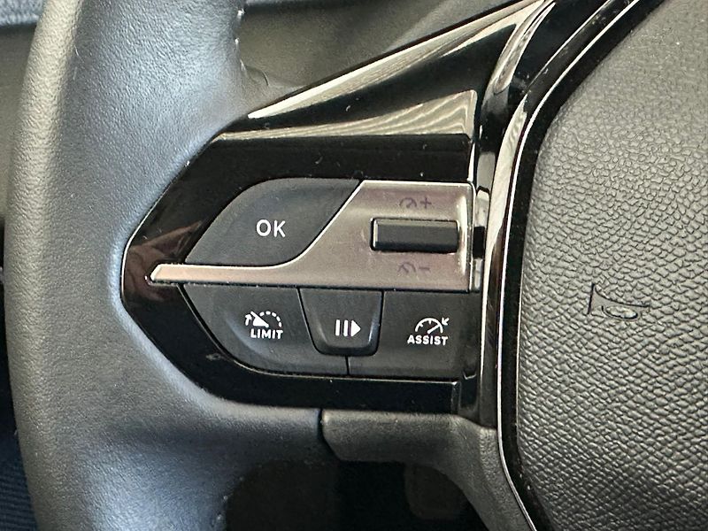 Peugeot 308 (2023) 1.2i,Allure,130HP,DPH,ZÁRUKA - fotka 19 z 20