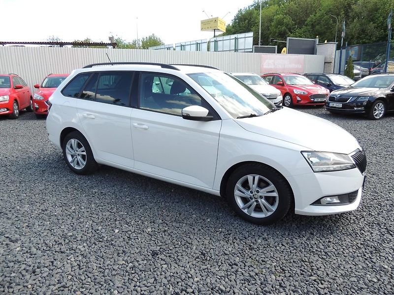 Škoda Fabia (2022) 1.0TSi,70kw,Tour,výbava,ČR1maj - fotka 3 z 51