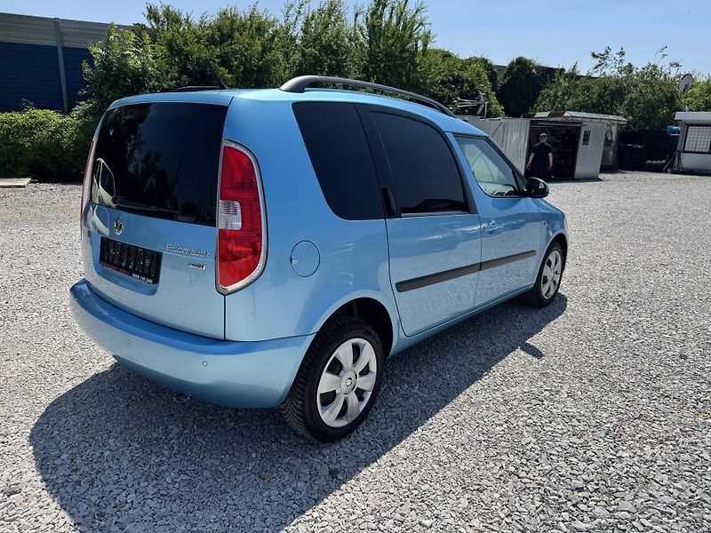 Škoda Roomster 1.2TSi,rezervace - fotka 4 z 39