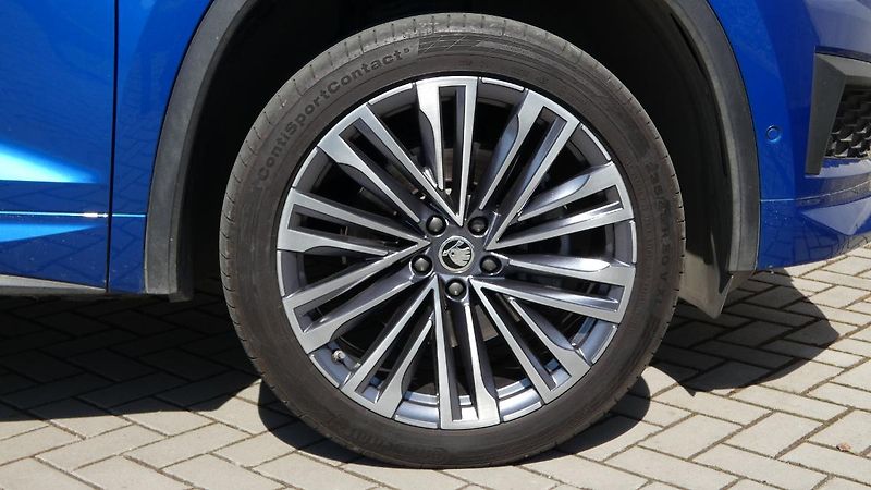 Škoda Kodiaq 2,0 TSI 140 kW L&K 4x4 DSG - fotka 27 z 27