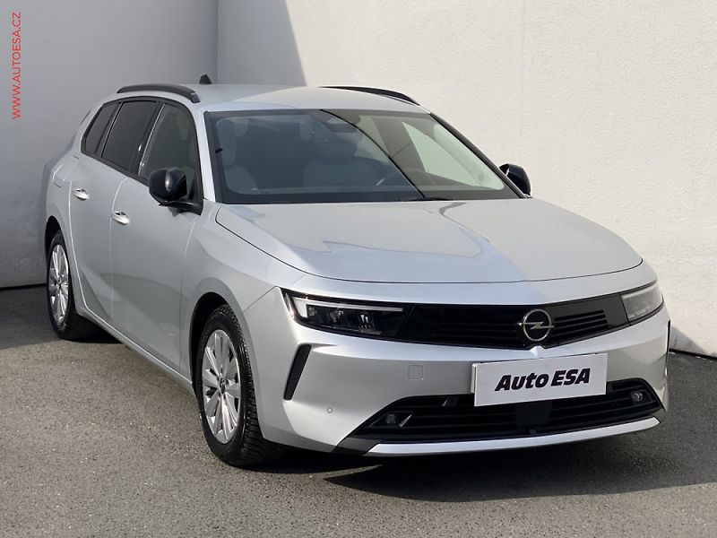 Opel Astra (2023) 1.5 CDTi Sports-Tourer - fotka 1 z 3