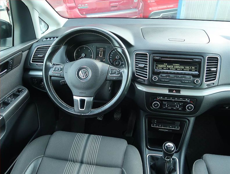 Volkswagen Sharan (2012) 2.0 TDI, Tempomat - fotka 7 z 15