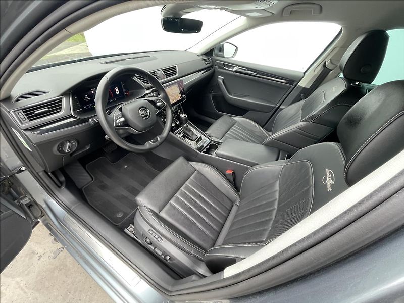 Škoda Superb 2,0 TDI DSG L&K TAŽNÉ+ACC+LED - fotka 5 z 25