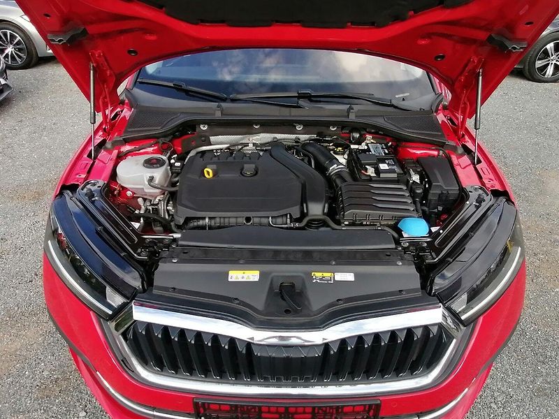 Škoda Octavia (2021) 1.5 TSi e-tec DSG Clever ACC - fotka 33 z 34