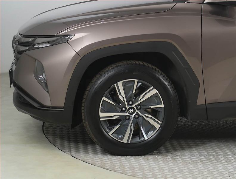 Hyundai Tucson (2020) 1.6 CRDi, Serv.kniha, Navi - fotka 15 z 21