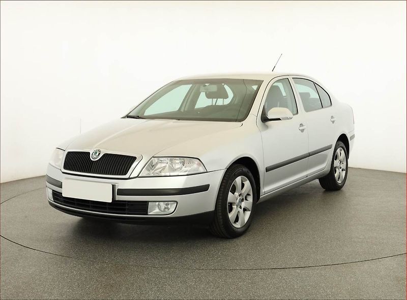 Škoda Octavia (2009) 1.9 TDI, CZ doklady - fotka 2 z 16