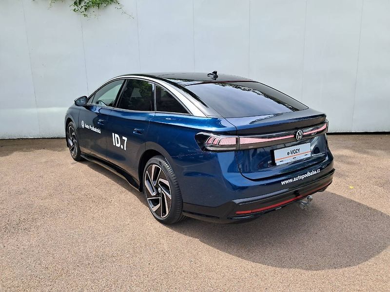 Volkswagen ID.7 (2023) Pro 210  kW , kap. 77 kWh - fotka 30 z 33