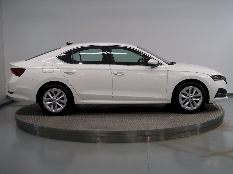 Škoda Octavia (2023) STYLE 1.5TSI e-TEC 110KW DSG - fotka 8 z 35