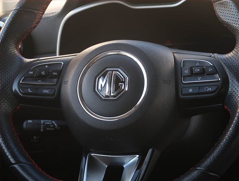 MG ZS (2023) 1.0 Turbo, Automat, Serv.kniha - fotka 21 z 21