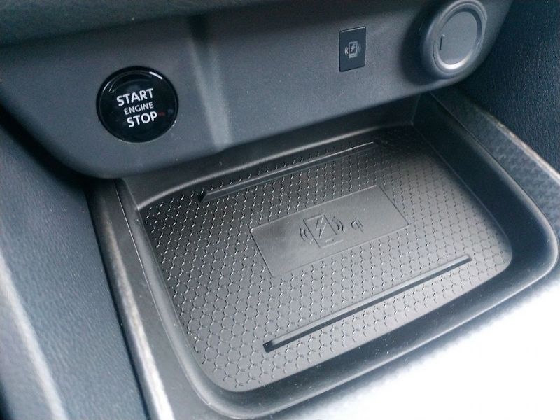 Nissan Qashqai 1.3T mHEV AT,2WD, SKLADEM - fotka 23 z 26