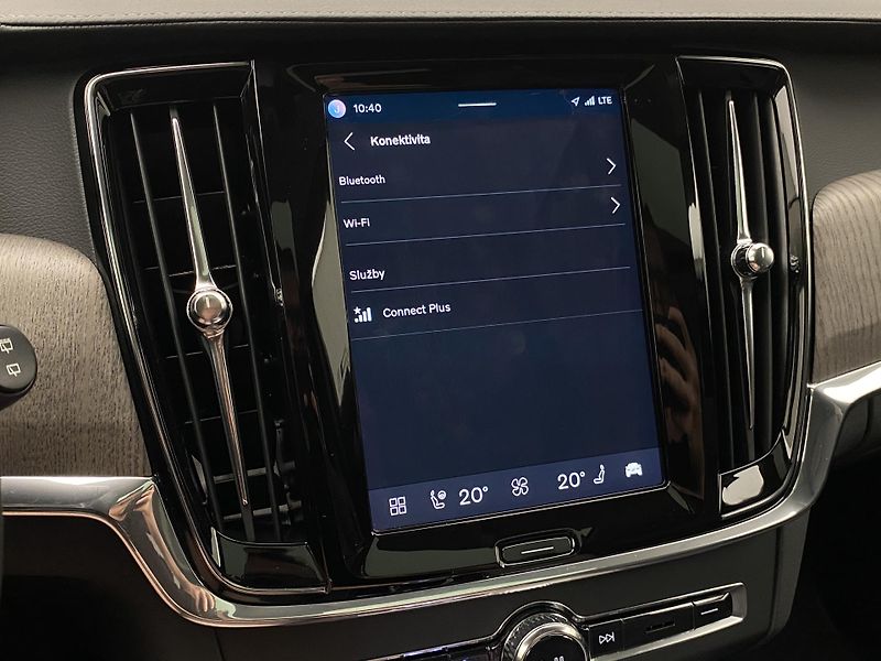 Volvo V90 CC B6 AWD BRIGHT PLUS AUT CZ - fotka 57 z 63